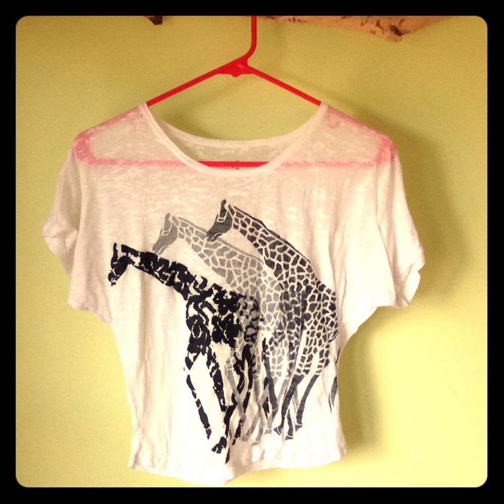 Women's Giraffe Shirt